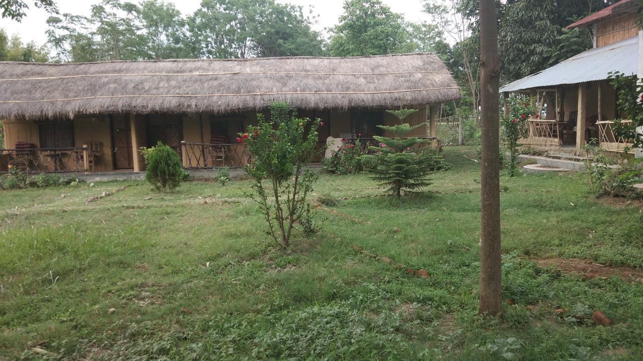 Chital Lodge Chitwan Εξωτερικό φωτογραφία