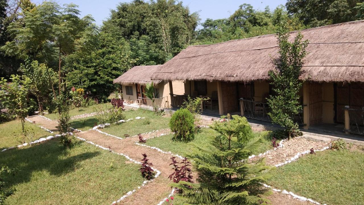 Chital Lodge Chitwan Εξωτερικό φωτογραφία