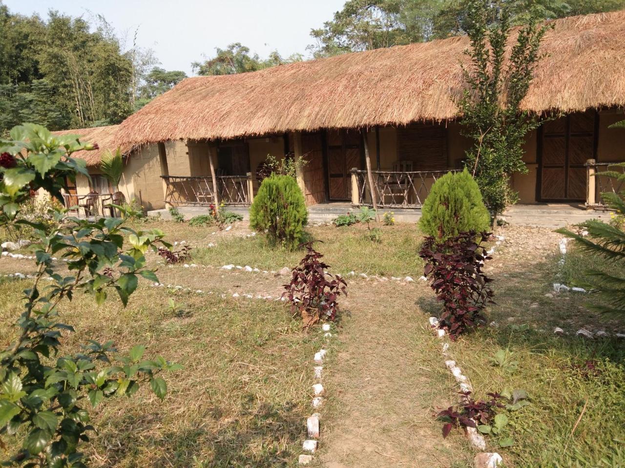 Chital Lodge Chitwan Εξωτερικό φωτογραφία