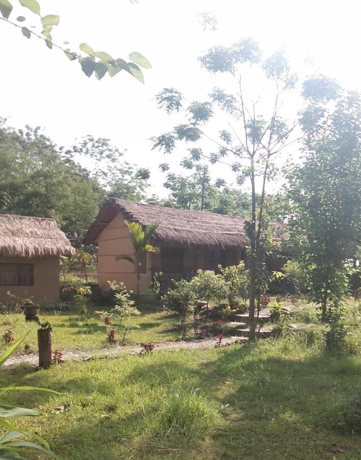 Chital Lodge Chitwan Εξωτερικό φωτογραφία